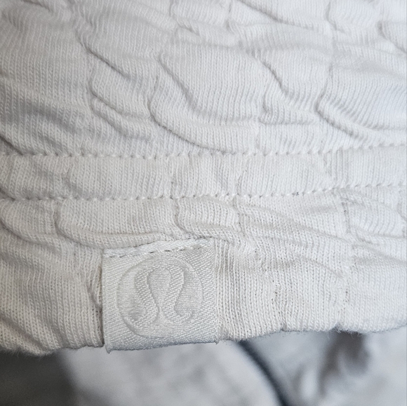 Lululemon White Opal Rippled Full Zip Jacket Size 8 - Picture 4 of 9